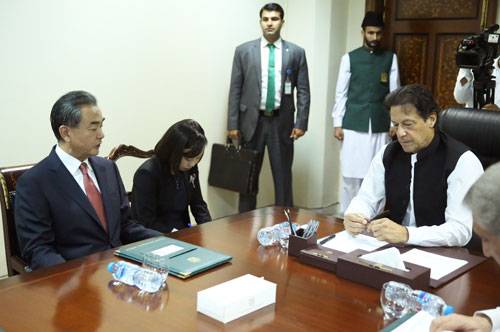 当地时间9月9日，巴基斯坦总理伊姆兰·汗在伊斯兰堡会见国务委员兼外交部长王毅。