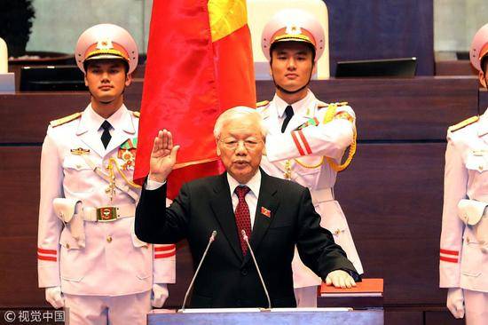 23日，阮富仲宣誓就职越南国家主席。（视觉中国）
