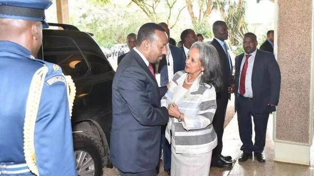 阿比总理（左）与祖德在内罗毕会面。