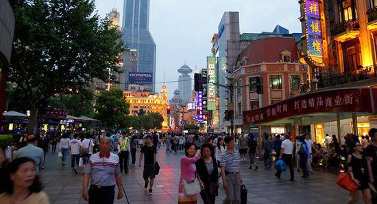 上海街景（来源：俄罗斯卫星通讯社）
