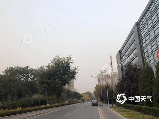 今天，北京大气扩散条件转差，能见度下降。