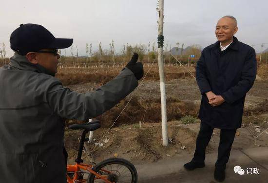 村民为水系治理点赞也提出建议