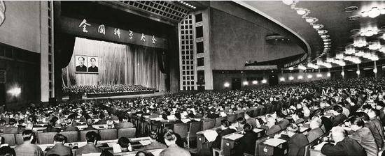 1978年3月18日至31日，在北京召开的全国科学大会，迎来了科学的春天，也拉开了科技体制改革的序幕。