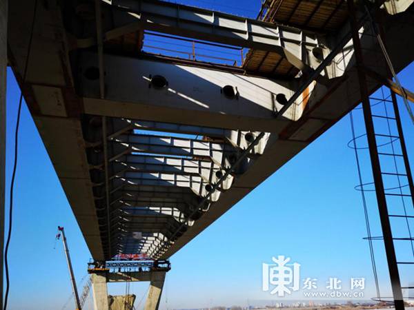 黑龙江大桥俄方工程施工现场。