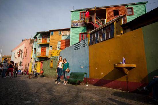 布宜诺斯艾利斯市博卡区色彩缤纷的房子