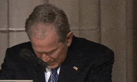 小布什致辞，泣不成声。（福克斯新闻）