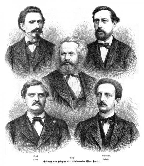 图为德国早期工人运动领袖AugustBebel、WilhelmLiebknecht、WilhelmTölcke、FerdinandLassalle，中间是马克思，图片来源：wiki