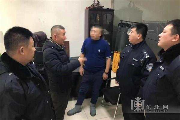 警方对演员罚款500元，对场所负责人进行警告。警方提供图片