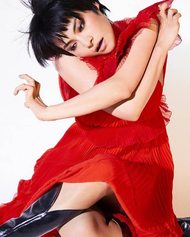 菅原小春是日本知名舞蹈演员。