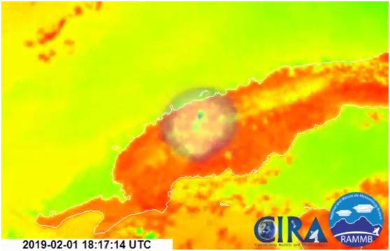 CIRA发布陨石爆炸瞬间视频截图