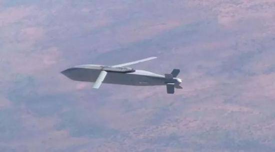 ▲AGM-154联合防区外攻击弹药飞行视频截图