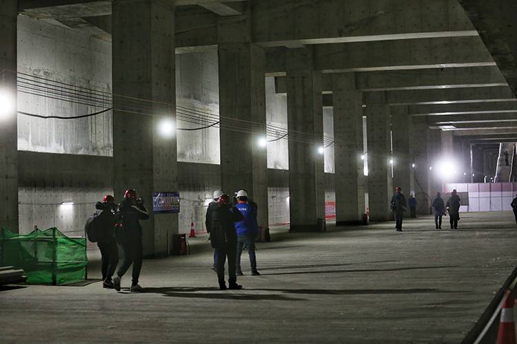 京雄城际新机场站主体完工，地下二层站台层。