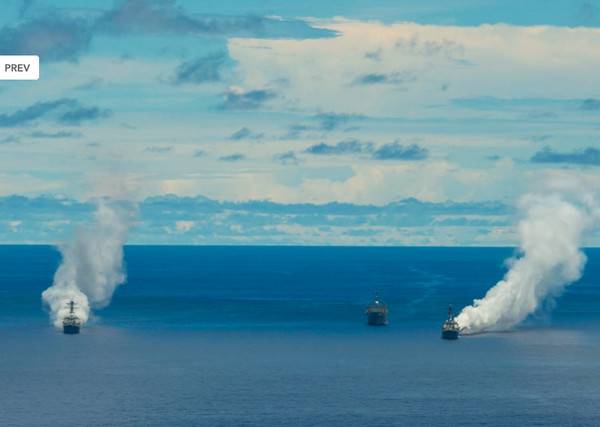 美国海军舰艇在关岛测试“潘多拉之雾（PandarraFog）”对抗中国反航母导弹