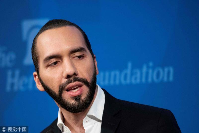 萨尔瓦多新当选总统布克尔（NayibBukele），将于6月上任。@视觉中国