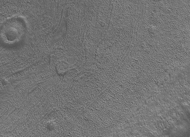 NASA年前亦公布过照片，显示火星的小峡谷或曾经有水喷出。