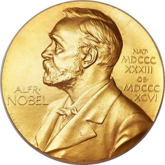 2015年诺贝尔化学奖在瑞典皇家科学学院揭晓，三位科学家TomasLindahl、PaulModrich和AzizSancar获奖。
