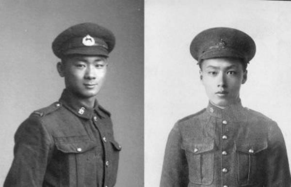 雷伟宏右与哥哥雷伟天左曾在一战期间为加拿大出征