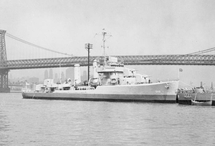 “特纳号”于1944年在纽约港爆炸沉没。
