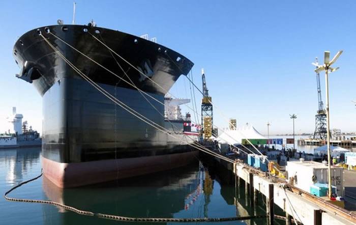 美军海上基地船首舰「蒙特福特角号」（USNSMontfordPoint,T-ESD-1。