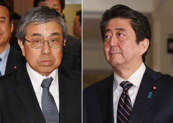 日本大阪府副知事西祯一元与日本首相安倍晋三