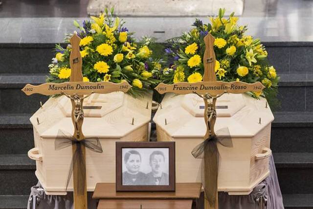 瑞士夫妇在阿尔卑斯山冰封75年遗骨终送回老家安葬