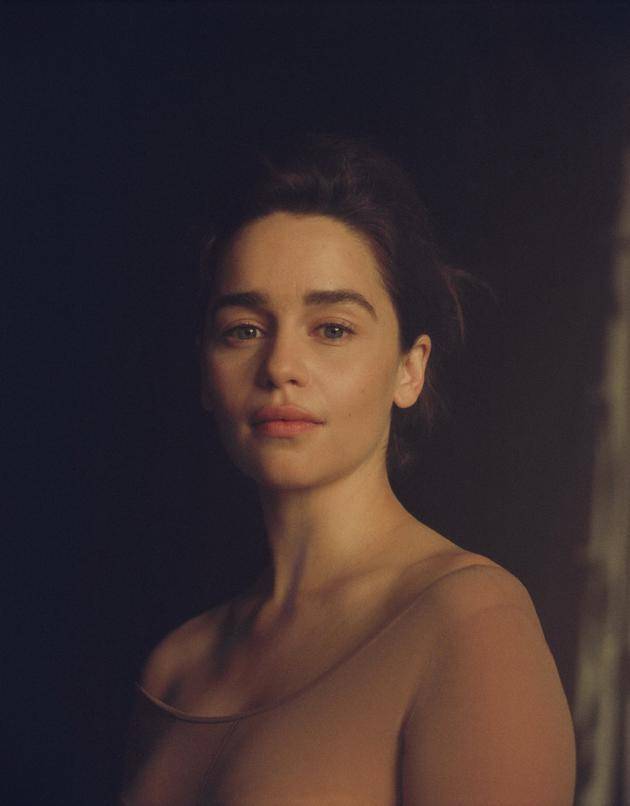 龙母EmiliaClarke