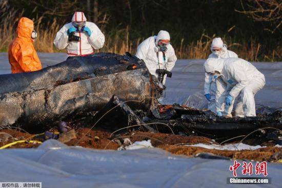 当地时间3月31日，一架小型私人飞机在德国西部坠毁，飞机驾驶员与两名乘客全数丧生。目前，俄罗斯西伯利亚航空已确认其中一名死者是其公司大股东菲列娃。