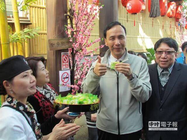 担任新北市长时的朱立伦推广新北观光资料图图片来自台媒