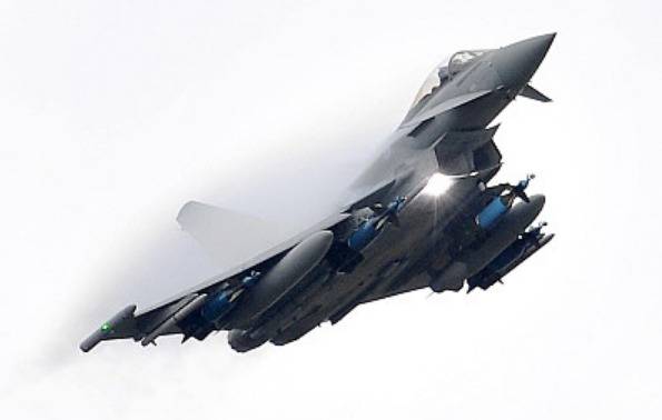 英国皇家空军“台风”战机（图源：视觉中国）