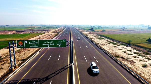 巴基斯坦卡拉高速公路通车运营