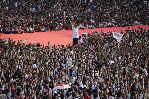 4月13日，印尼总统佐科举行大选前的最后一次竞选集会@东方IC