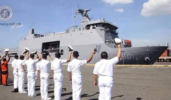 菲律宾战略运输舰“丹辘”号