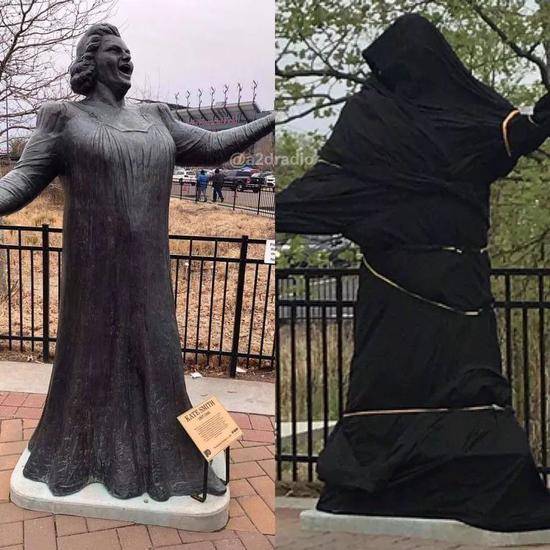 史密斯的雕像被蒙上黑布图自推特