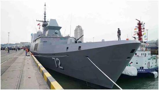 △新加坡海军“坚强”号护卫舰。