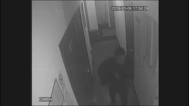 上海徐汇警方抓获两名“连环大盗”，入室盗窃160余起，今年已追回逾20万元被盗物