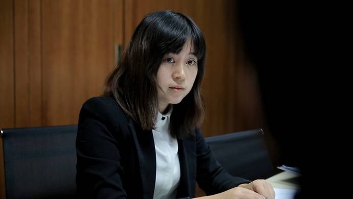 10岁女孩被性侵，高龄老人被子女掌掴…关键时刻，这位《新老娘舅》人气王挺身而出