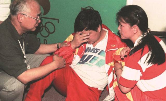 射击·王义夫：96奥运赛场晕倒，去美国时飞机一度拒载