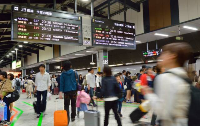  5日，日本车站内（推特截图）