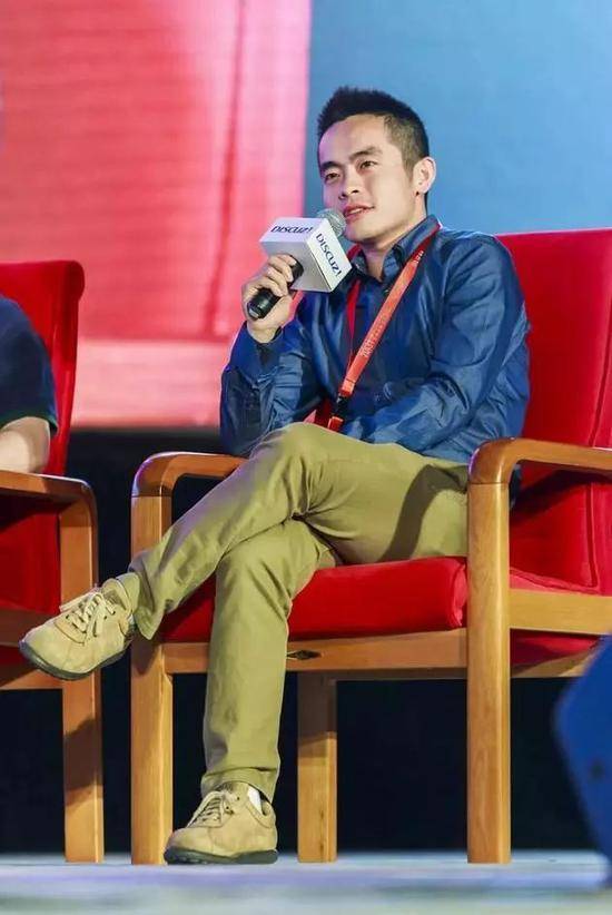 王悦在2013中国互联网创业者（站长）大会上（图片来源：视觉中国）