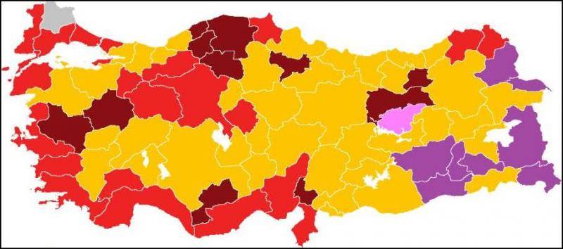 2019年土耳其地方大选结果，正义与发展党（黄色）丢失首都和沿海经济经济发达地区（图源：维基百科）