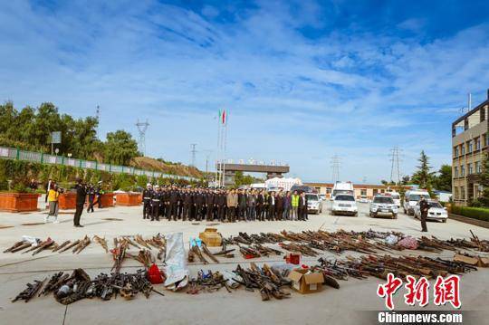 甘肃省公安厅:去年涉枪涉爆案件下降62.1%和92.9%