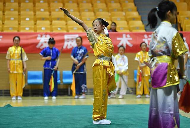 十八般武艺样样精通东城区举办中小学生武术大赛