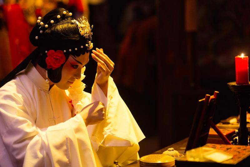 揭秘丨京剧怎么来的？胡玫邹静之讲了一个三百年前的故事