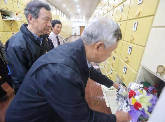 他是解放上海时牺牲的最高阶军官 儿子寻父70年