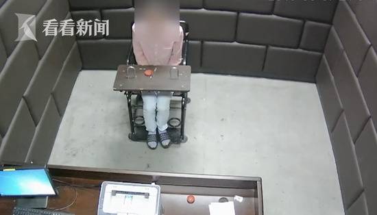 男子求复合遭拒 劫持前女友上车直奔老家