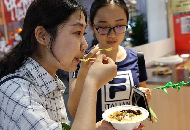 吃货快来!逛亚洲美食节组图