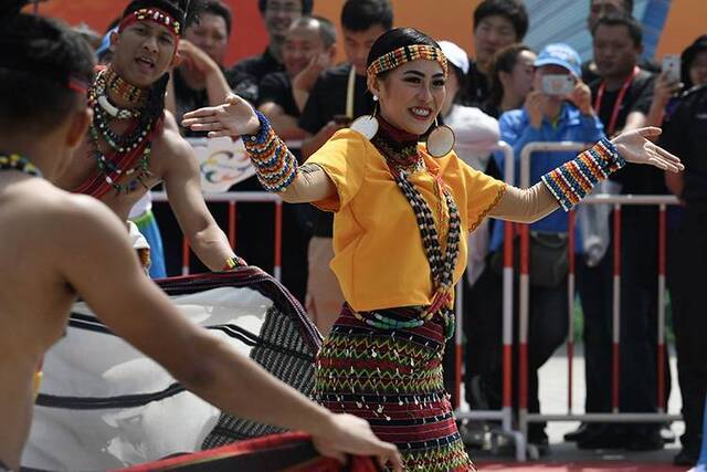 盛装舞步以舞会友亚洲文明巡游在奥林匹克公园举行
