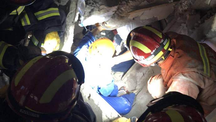昭化路厂房墙体倒塌事故23名被困人员全部救出，现场继续排查以确认是否还有人员被困