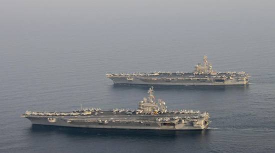 美国舰队驰入波斯湾（图源：路透社）
