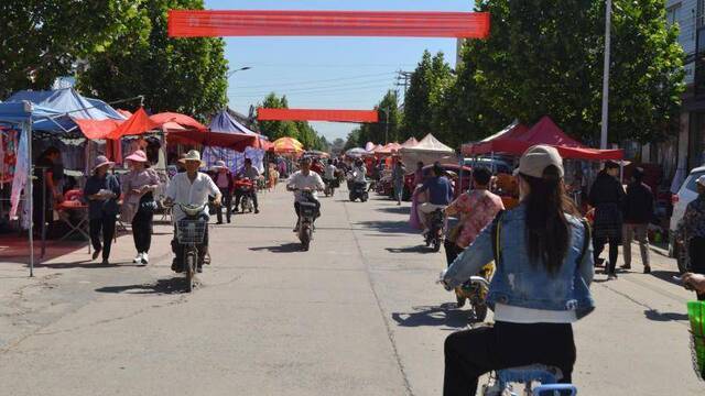 小满赶集迎丰收 崔家桥镇“小满会”留住时光与乡情